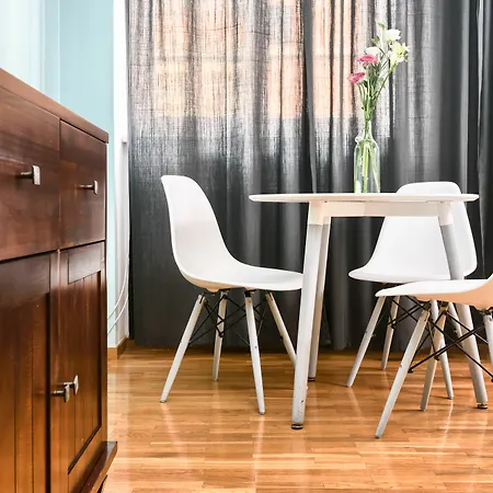 Friends Old Town Hostel