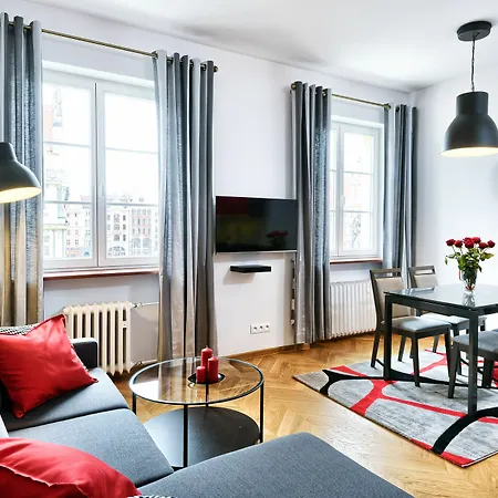 Friends Old Town Hostel